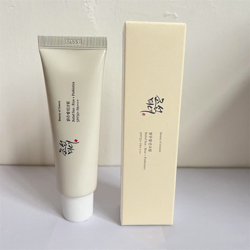 SPF50+ Anti-UV Zonnebrandcrème - Luxury Skincare Brands recensie en prijs